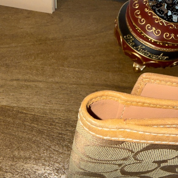 Vintage Coach Wallet - Picture 4 of 13